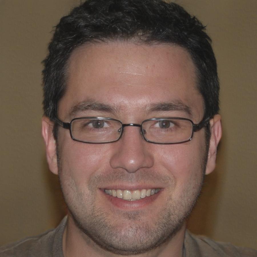 Dr. Marcus Hoffmann